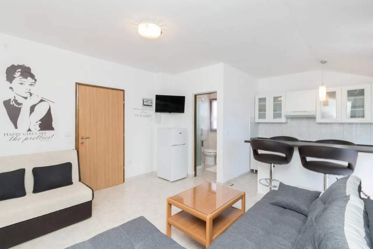 Rooms & Apartments Hegic Zadar