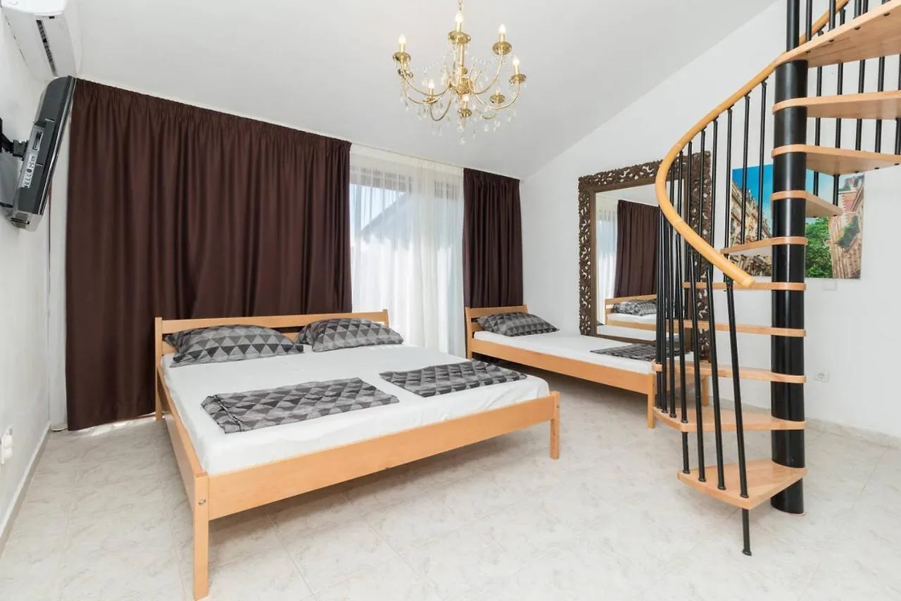 Rooms & Apartments Hegic Zadar