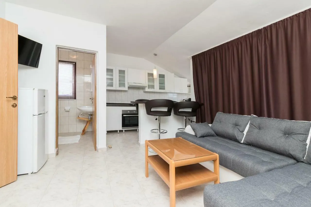 Rooms & Apartments Hegic Zadar