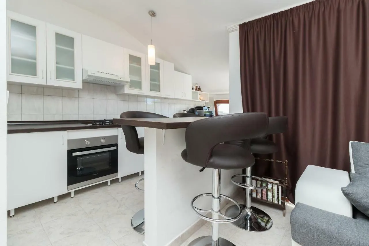 Rooms & Apartments Hegic Zadar 0*,
