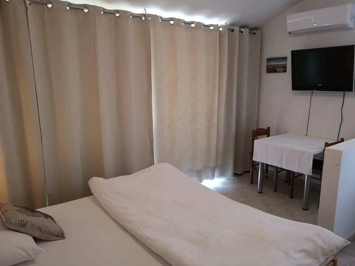 Rooms & Apartments Hegic Zadar 0*,