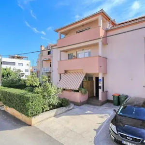  Apartment Apartmani Natali