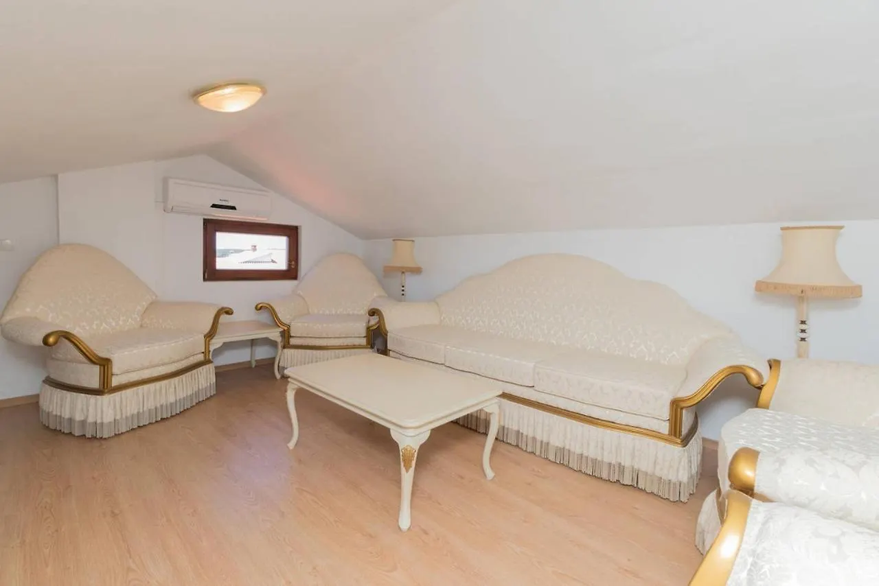 Rooms & Apartments Hegic Zadar