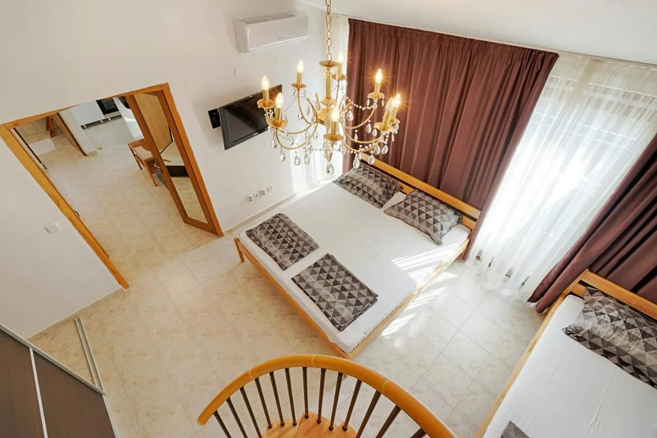Rooms & Apartments Hegic Zadar 0*,