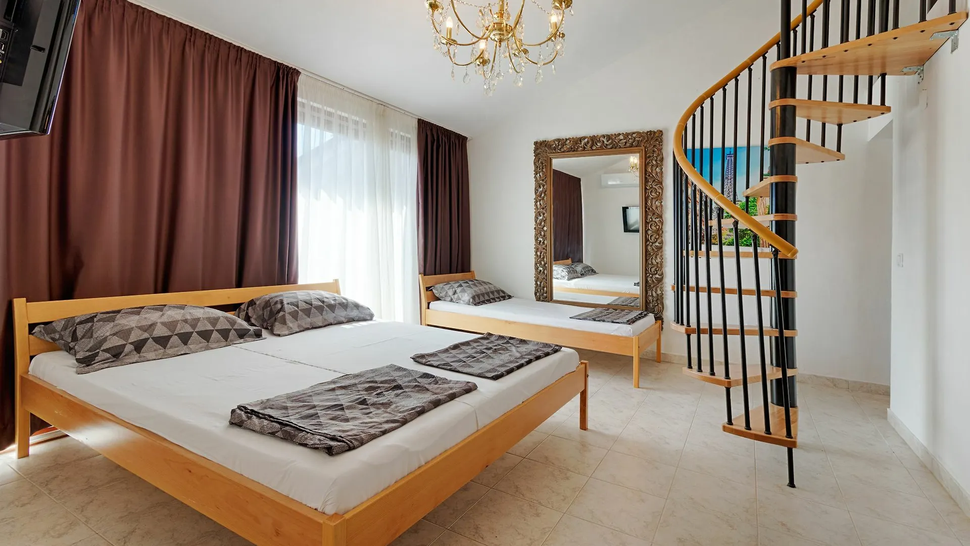 Rooms & Apartments Hegic Zadar Croatia